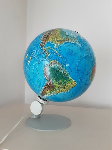 Globe terrestre mappemonde