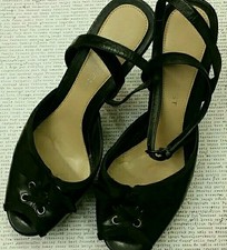 Pinup Style Peep Toes