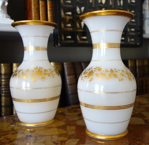 Paire vases opaline - , et
