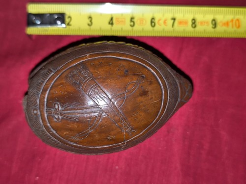 Noix corozo sculptée - noix,