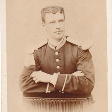 UNIFORME SOLDAT EN  ECOLE