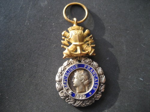 Ancienne médaille république - mÉdaille,