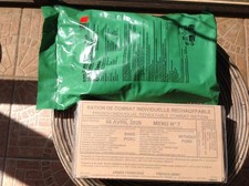 Lot de deux rations de combat