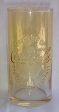 Rare Verre Coca Cola Jaune, Property of the Coca Cola Company Ecriture en relief