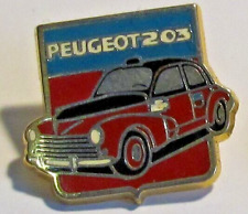 Pin's PEUGEOT 203 NOIR ET