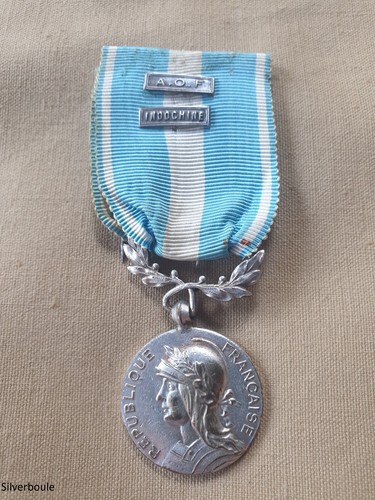 Medaille coloniale agrafe - medaille,