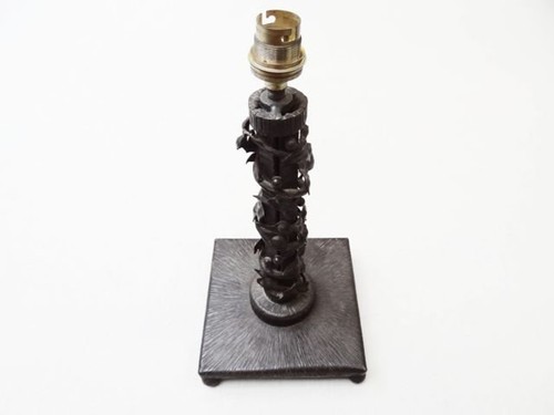 Pied lampe fer - pied,