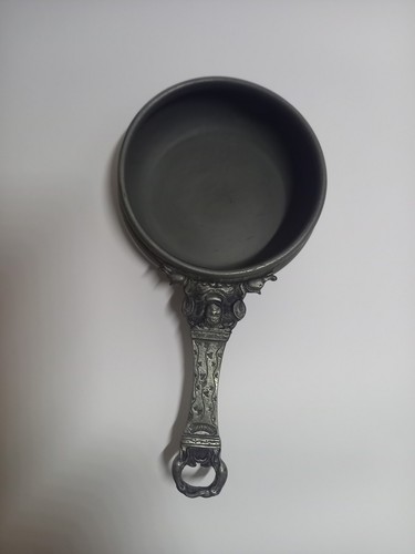Ancienne ecuelle casserole - ecuelle,