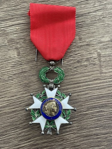 Ancienne médaille militaire