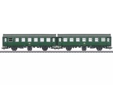 MARKLIN 2x voitures 3 essieux