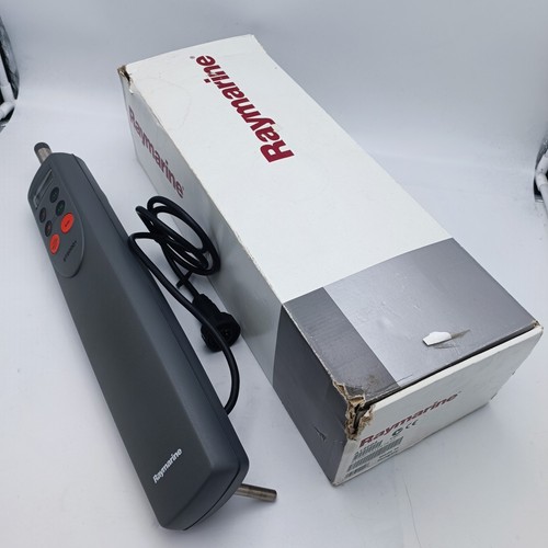 Raymarine st2000 - st2000+,