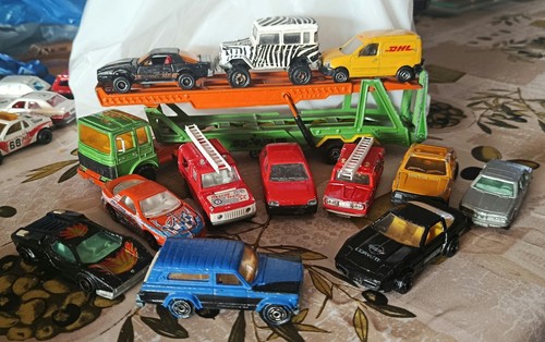 Lot majorette saviem - lot, 30