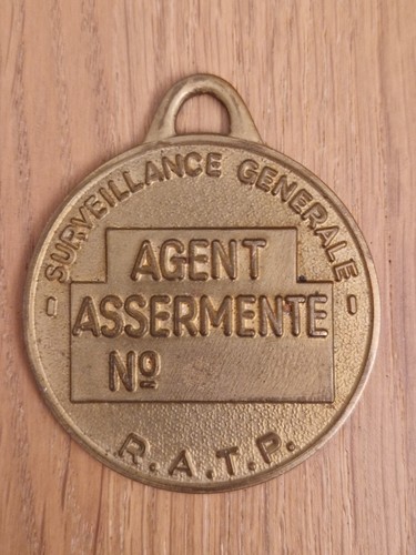 Plaque ancienne surveillance - ancienne,