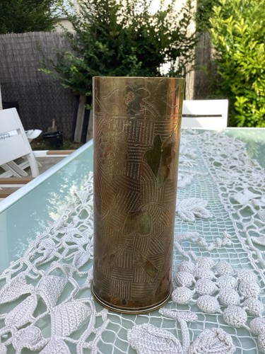 Douille obus sculptée art - d.obus,