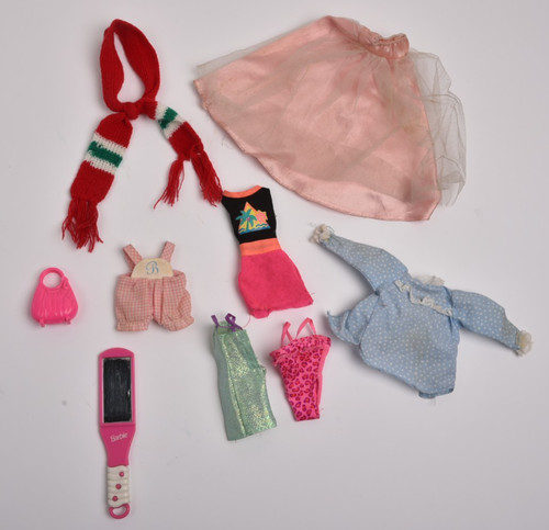 Barbie lot vêtements et - barbie,
