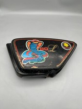 Suzuki GT80 couvercle latéral