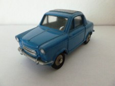 DINKY toys VESPA 400  années 60 NO COPIE