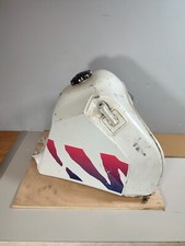 Réservoir d'essence pour moto