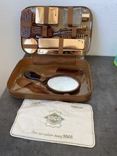 ancien necessaire de toilette