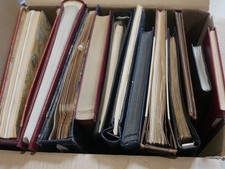 COLONIES FRANCAISES GROS LOT DE TIMBRES DANS UN CARTON : A TRIER