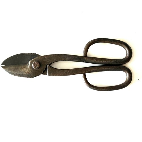 Paire cisaille ancienne en - ancienne,