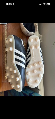 Paire crampons football - de,