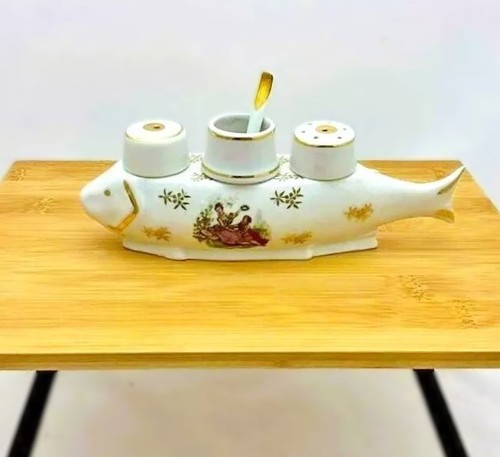 Ancien ensemble condiments - ensemble, à