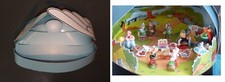 KINDER ASTERIX DIORAMA DANS UN CASQUE GAULOIS