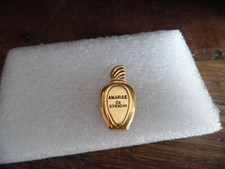 pins parfum amarige de