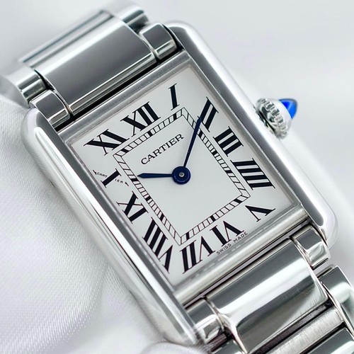 Presque comme neuf cartier - comme, neuf]