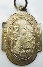 Ancienne Médaille Sainte en