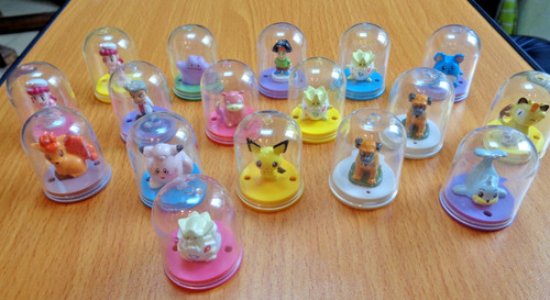 Lot figurines sous - lot,