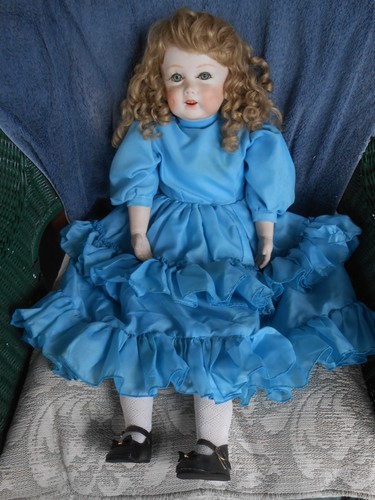 Antique french doll - antique, sfbj