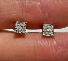 Délicat Poinçonnée 9k or