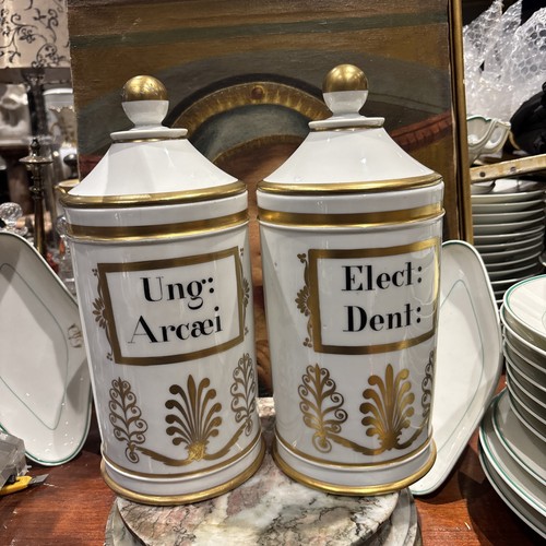 Anciens pots pharmacie - a,
