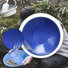 Batée d'orpaillage à doubles