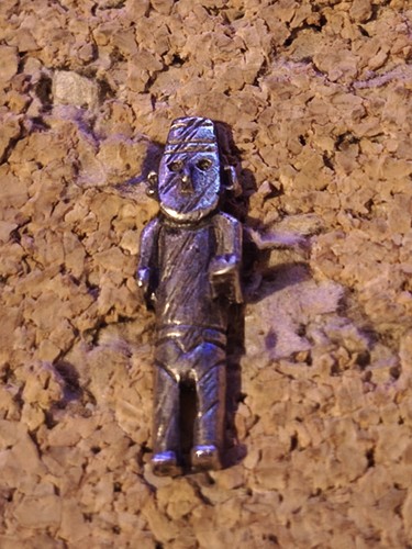 Pin tintin milou totem - milou,