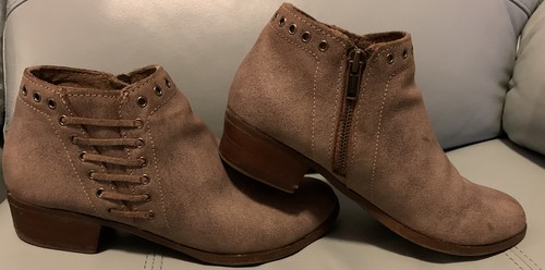 New box minnetonka womens - new, in