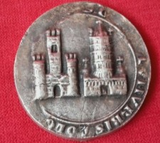 Médaille médiévale Château Cathédrale Devise Tour Croix Chevalier Blason Guerre 