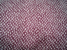 COUPE TISSU MOUSSELINE POLYESTER FOND  BORDEAUX MOTIF BLANC