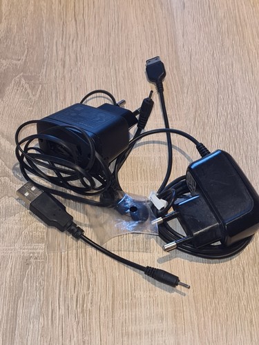Lot chargeur samsung et - 2,