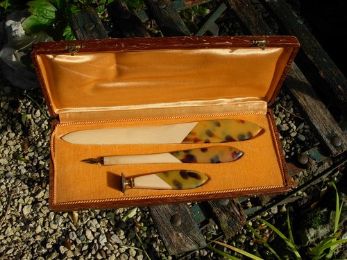 Coffret ancien bureau coupe - de,