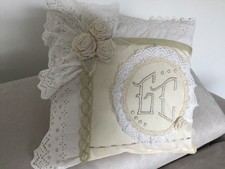 Coussin dentelle Shabby