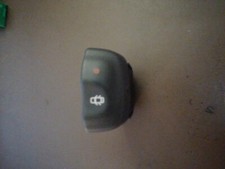 Bouton interrupteur fermeture centralisée RENAULT Megane 1 OEM 429993B