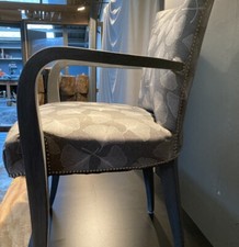 Fauteuil Bridge des années 50, gris patine et fleur de Ginko