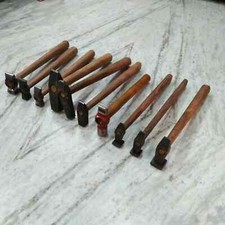 Lot de 10 marteaux en fer noir