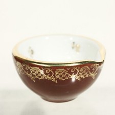 Ancien cendrier en porcelaine