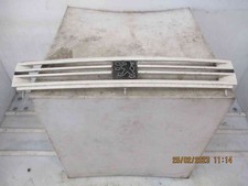 Calandre Peugeot 309 780480