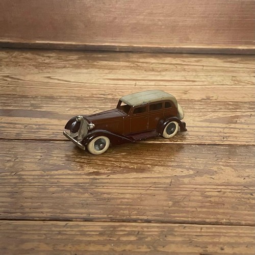 Voiture miniature tootsietoy - voiture,