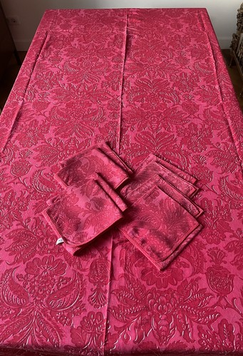 Vintage porthault tablecloth - d,